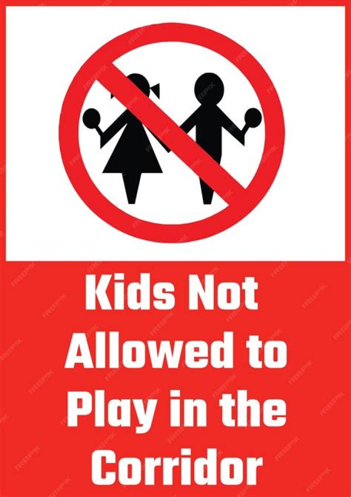 Are kids allowed in cinema?