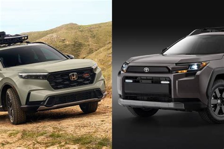 Are Toyota RAV4 and Honda CRV the same size?