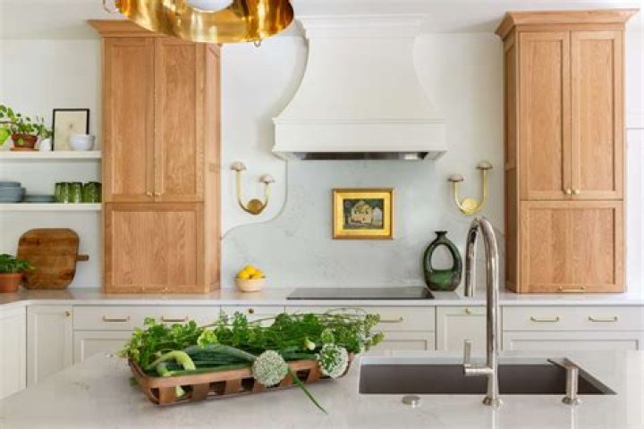 Are white kitchens on the way out