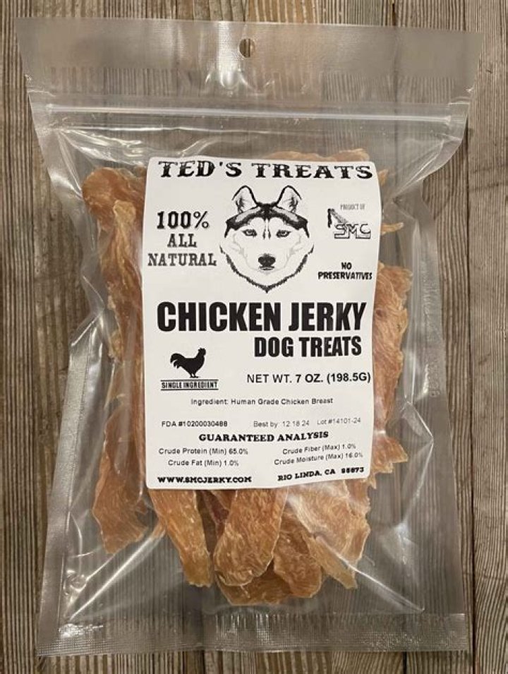 Can chicken jerky make dogs sick?