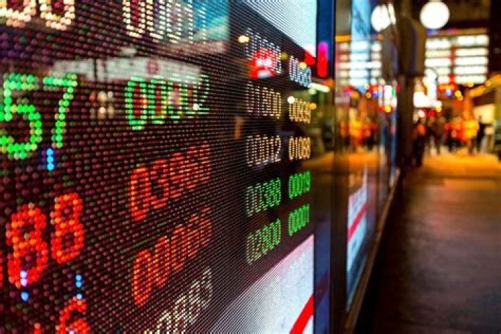 Can options be traded on stock exchange?