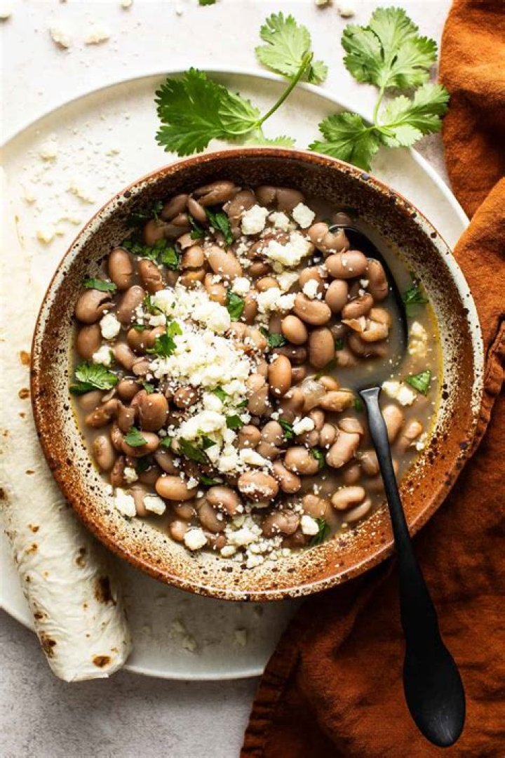 Do Mexicans eat pinto beans
