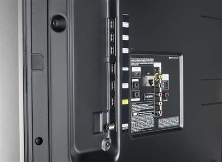 Does Samsung un55f7100 have Bluetooth?