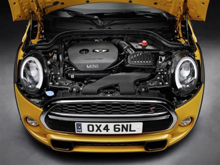 Does the 2009 Mini Cooper S have a turbo?