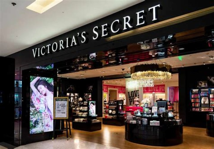 Does Victoria Secret have stores in Australia?