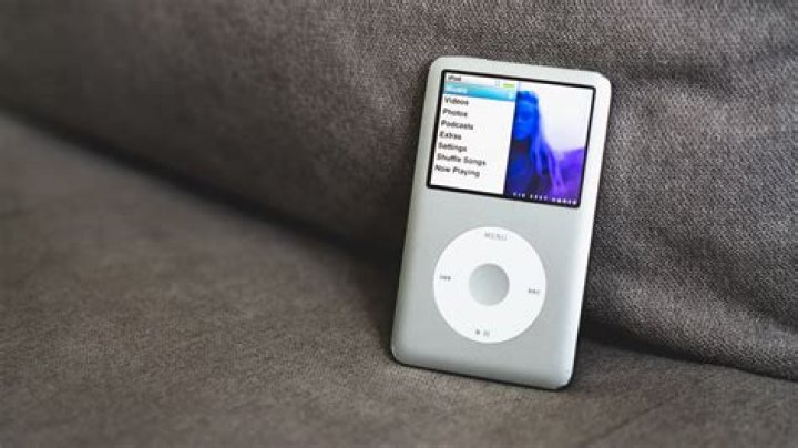 How do I create a playlist on my iPod classic?