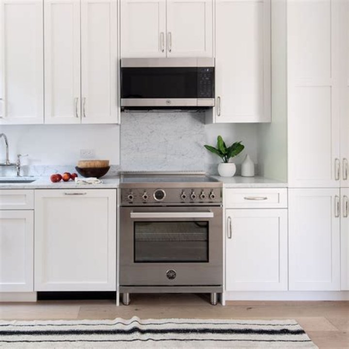 How do I install Avenir fonts?