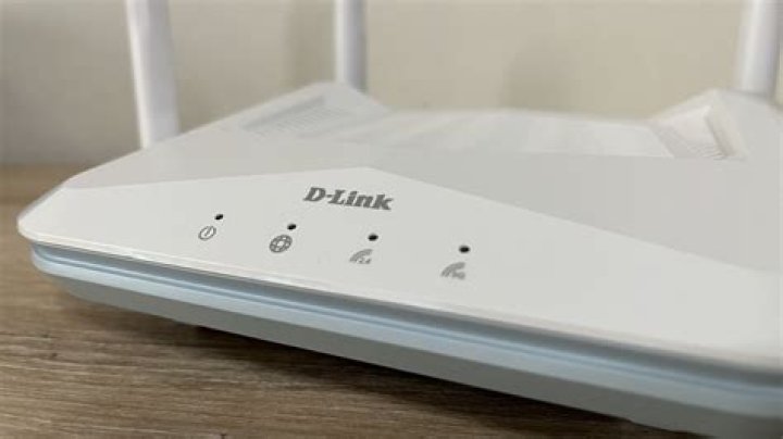 How do I reset my Dlink DIR 600 router?