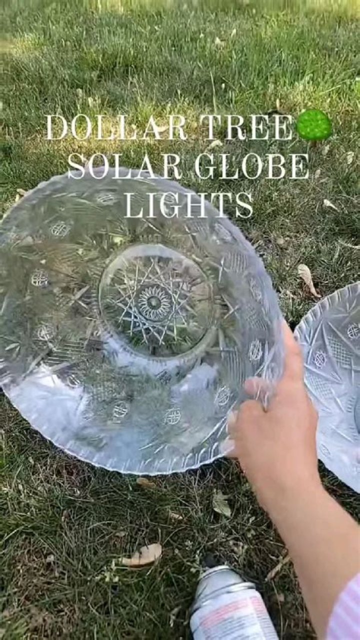 How do you make a solar light with bleach and water?