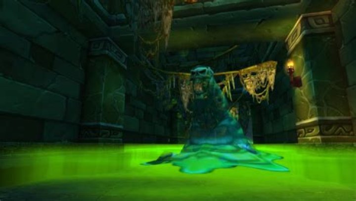How do you summon the boss in Sunken Temple?