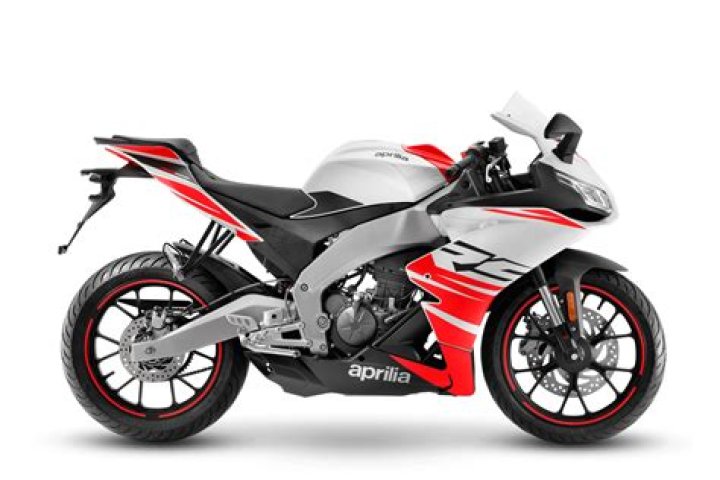 How fast can a Aprilia RS 50 go?