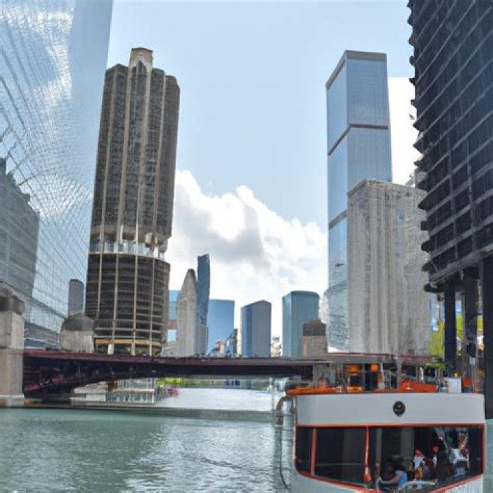 How long is the Chicago architectural boat tour?