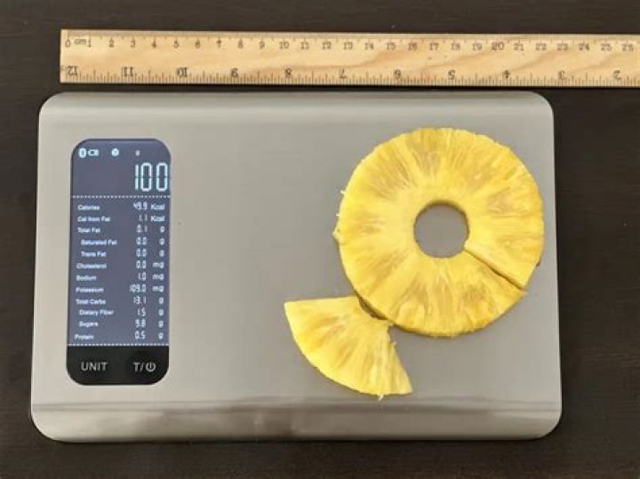 How much does dried pineapple weigh?
