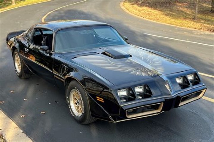 How much is a 1971 Pontiac Firebird worth today?