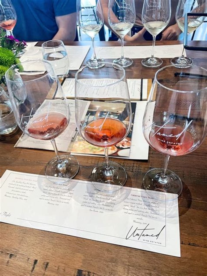 How much is a wine tour in Fredericksburg TX?