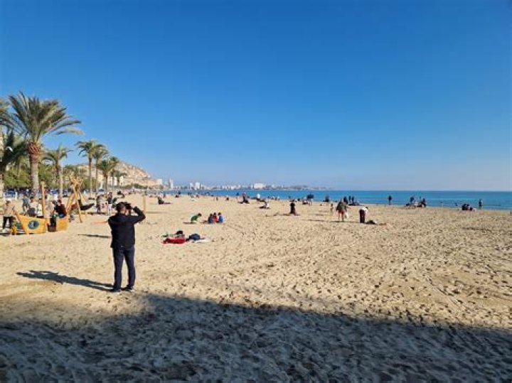 How warm is Alicante in December?