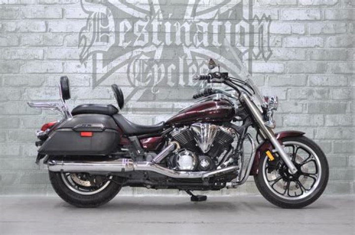 Is a 2009 Yamaha V Star 950 fuel injected?