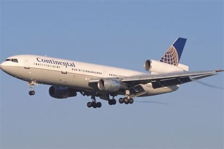 Is Continental Airlines still flying?