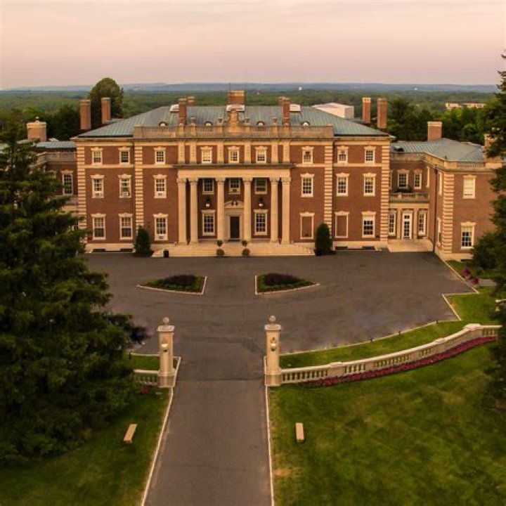 Is Fairleigh Dickinson a good college?