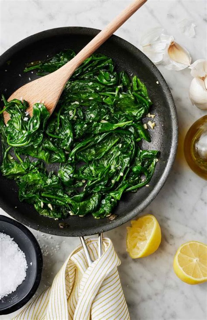 Is it OK to saute frozen spinach?
