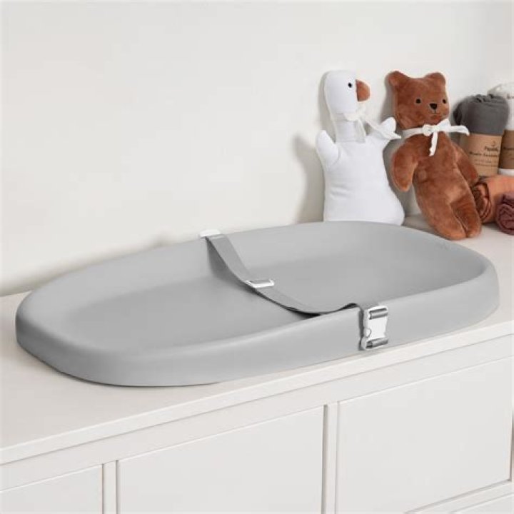 Is the Keekaroo infant insert necessary?