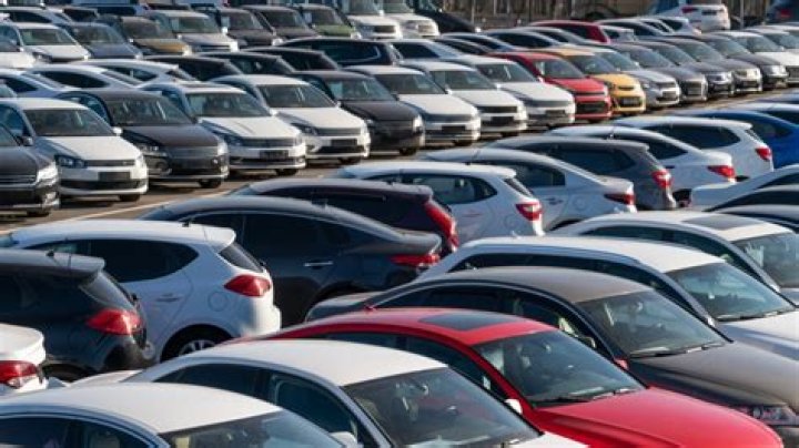 Is there money in wholesaling cars?