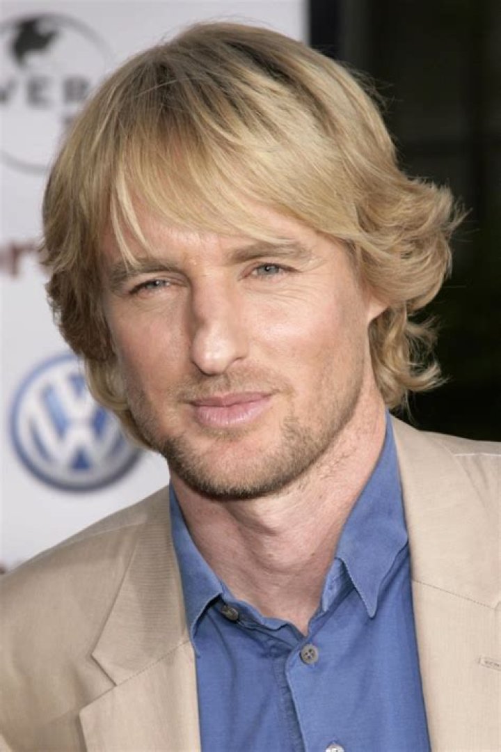 What actor has blonde hair and blue eyes?