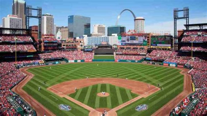What baseball stadium is in San Francisco?