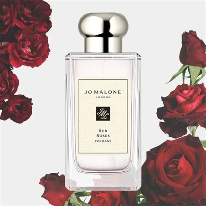 What does Jo Malone Red Roses smell like?
