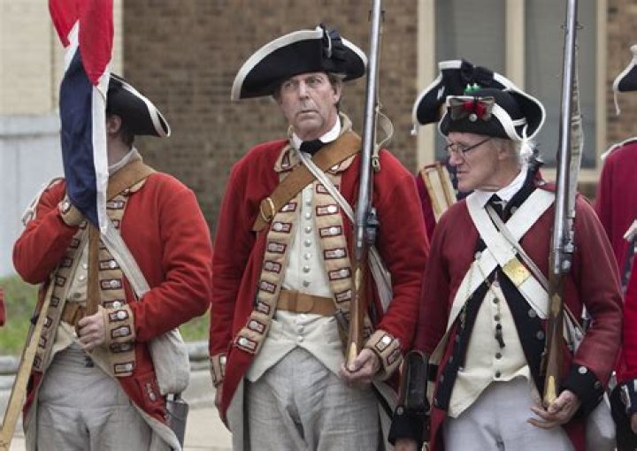 What games did Revolutionary War soldiers play?