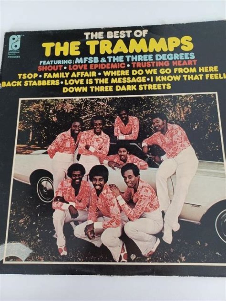 What happened to the lead singer of the Trammps?
