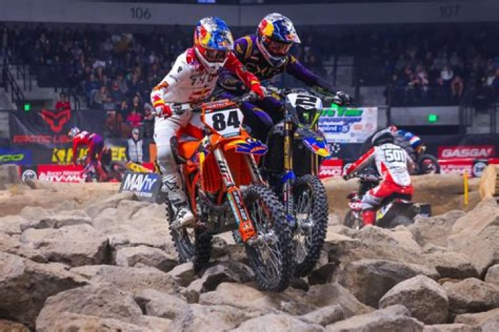 What is endurocross racing?
