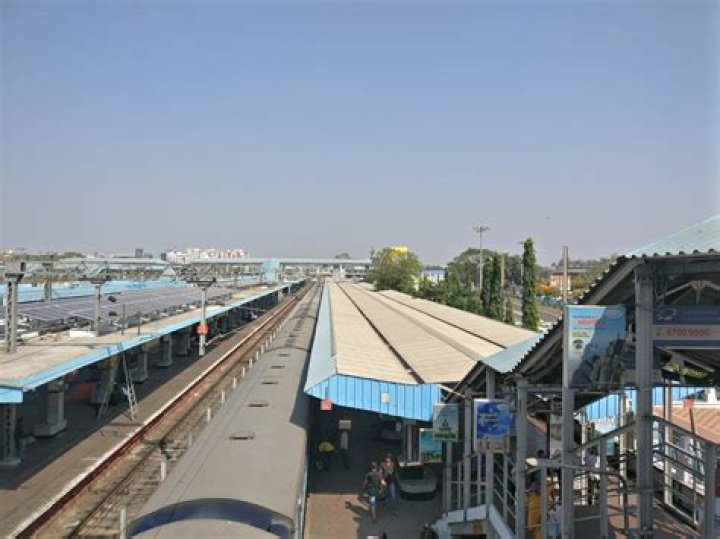 What is name of Hyderabad railway station?