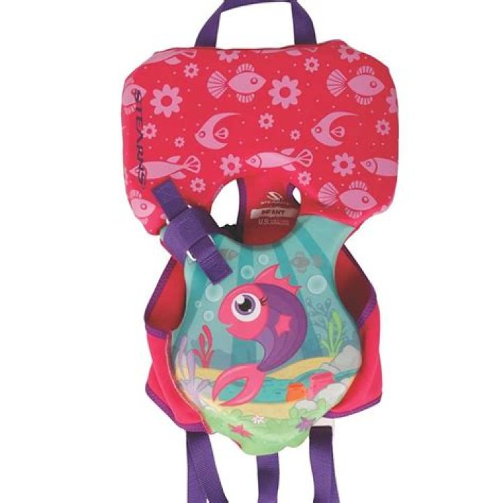 What is the safest life jacket for an infant?