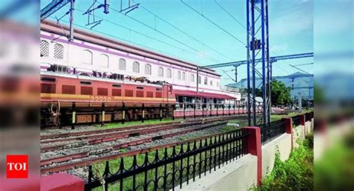 What is the station code of Mangalore?