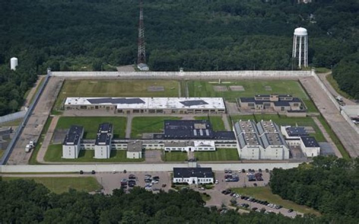 What level is Otisville prison?