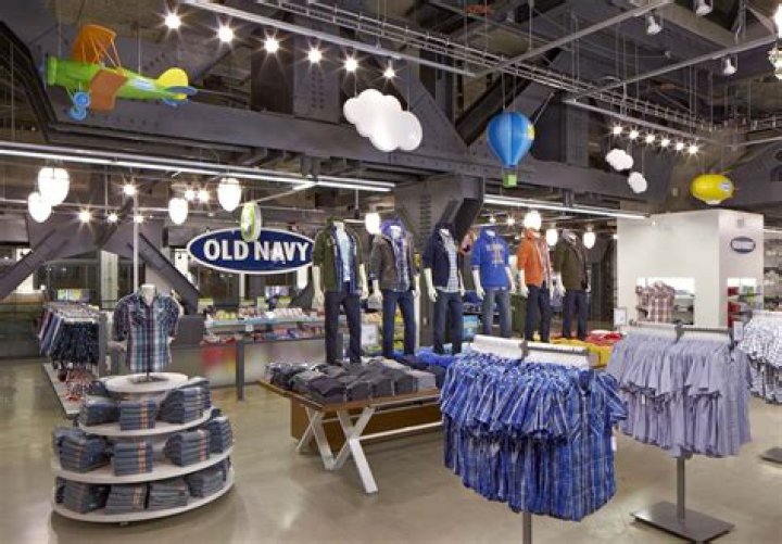 What Old Navy stores carry plus size