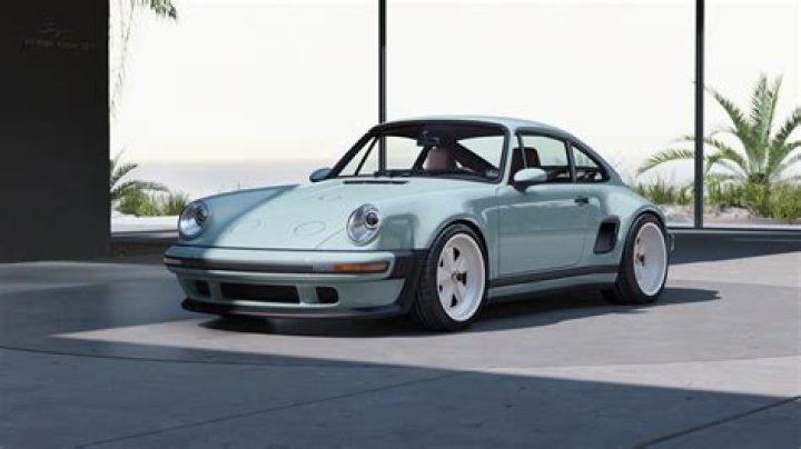 What Porsche does saga drive in The Bridge?