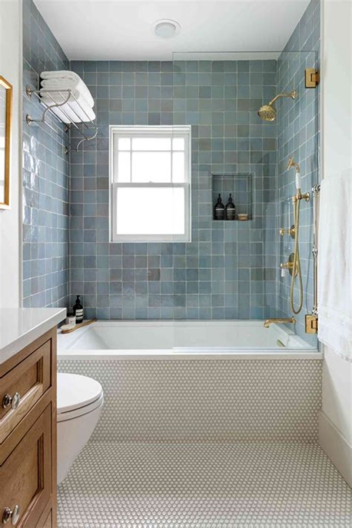 What tiles should I use in a small bathroom