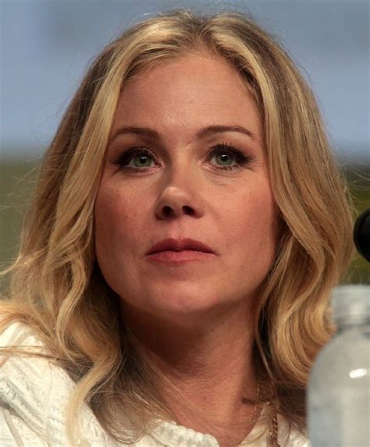 Where is Christina Applegate from?