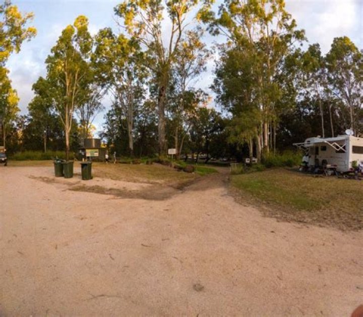 Where is drivedundubara camping area?