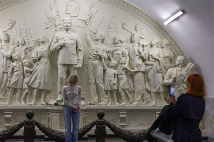 Where was the Stalin statue in Budapest?