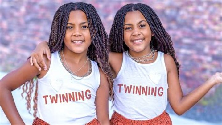Who are the twins in HYDRA?