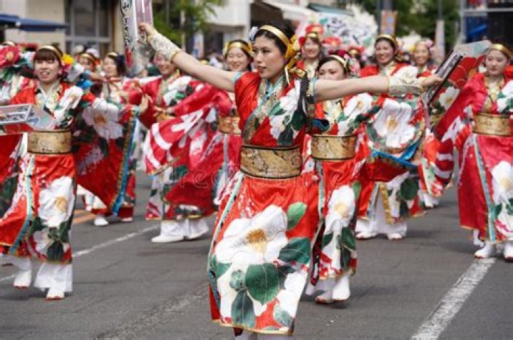 Why is dancing in Japan illegal?