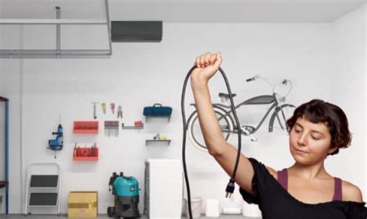 Will a refrigerator work in a hot garage